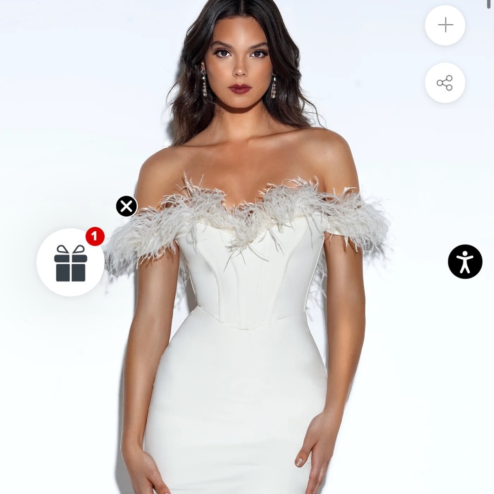 NWT Miss Circle Lena White Off Shoulder Feather Corset Dress